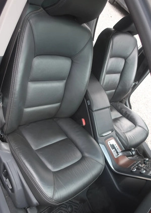 Volvo XC 70 cena 57600 przebieg: 181000, rok produkcji 2011 z Ropczyce małe 596